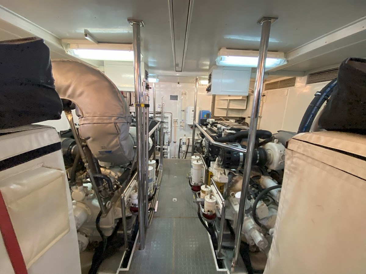 Offshore Yachts Motor Yacht Tempus Fugit II For Sale