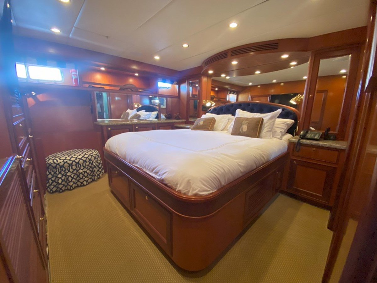 Offshore Yachts Motor Yacht Tempus Fugit II For Sale