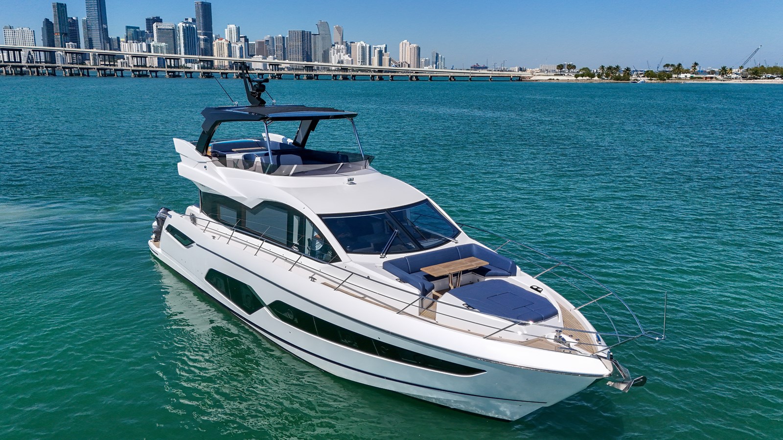 Sunseeker Motor Yacht 68  MANHATTAN For Sale