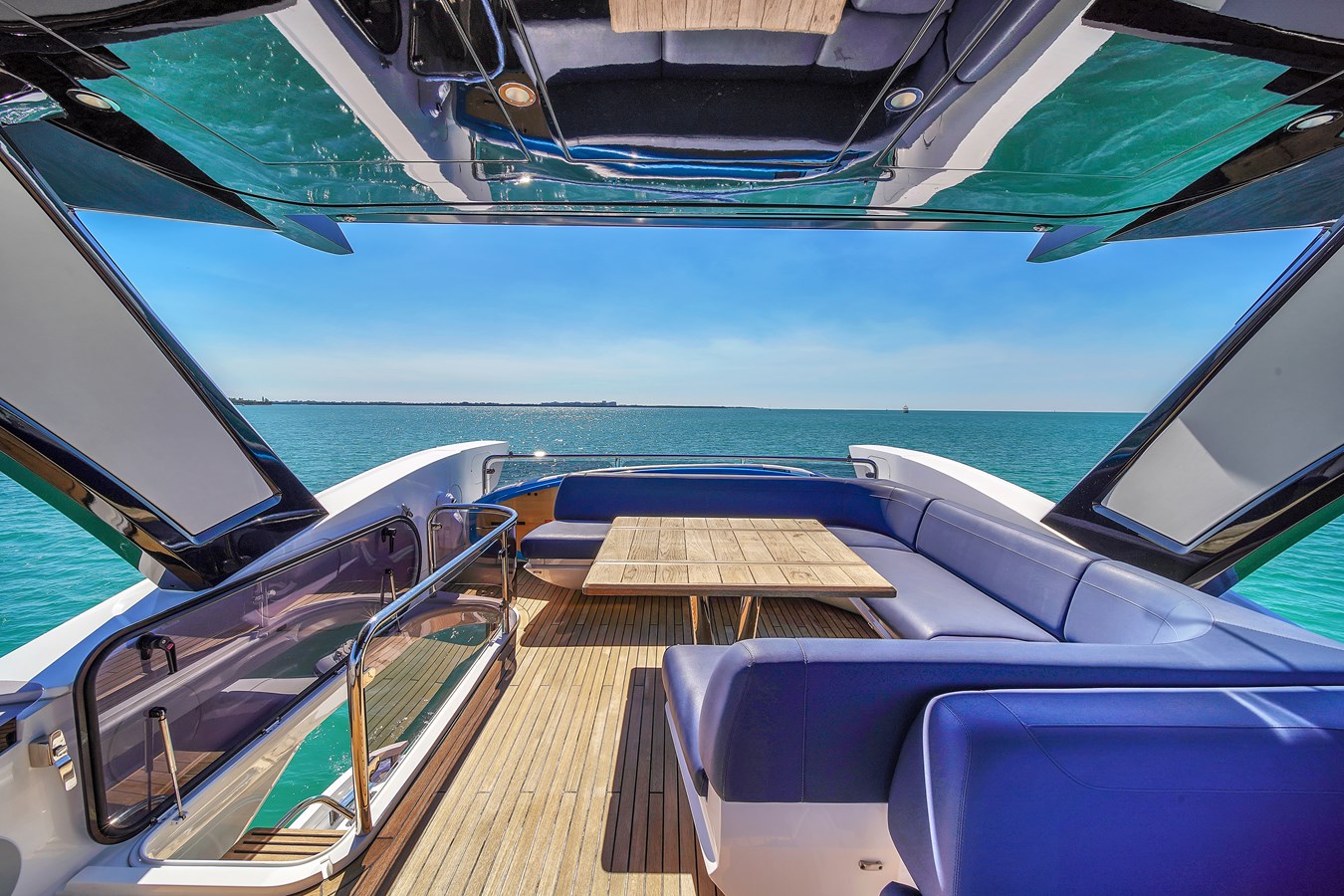 Sunseeker Motor Yacht 68  MANHATTAN For Sale
