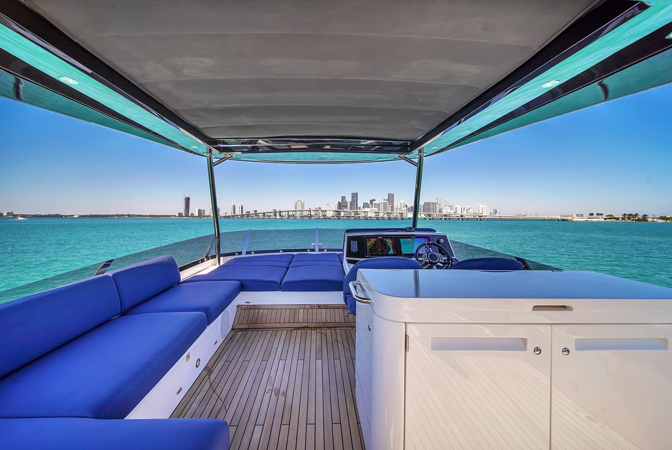 Sunseeker Motor Yacht 68  MANHATTAN For Sale