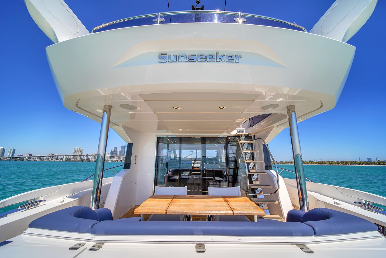 Sunseeker Motor Yacht 68  MANHATTAN For Sale