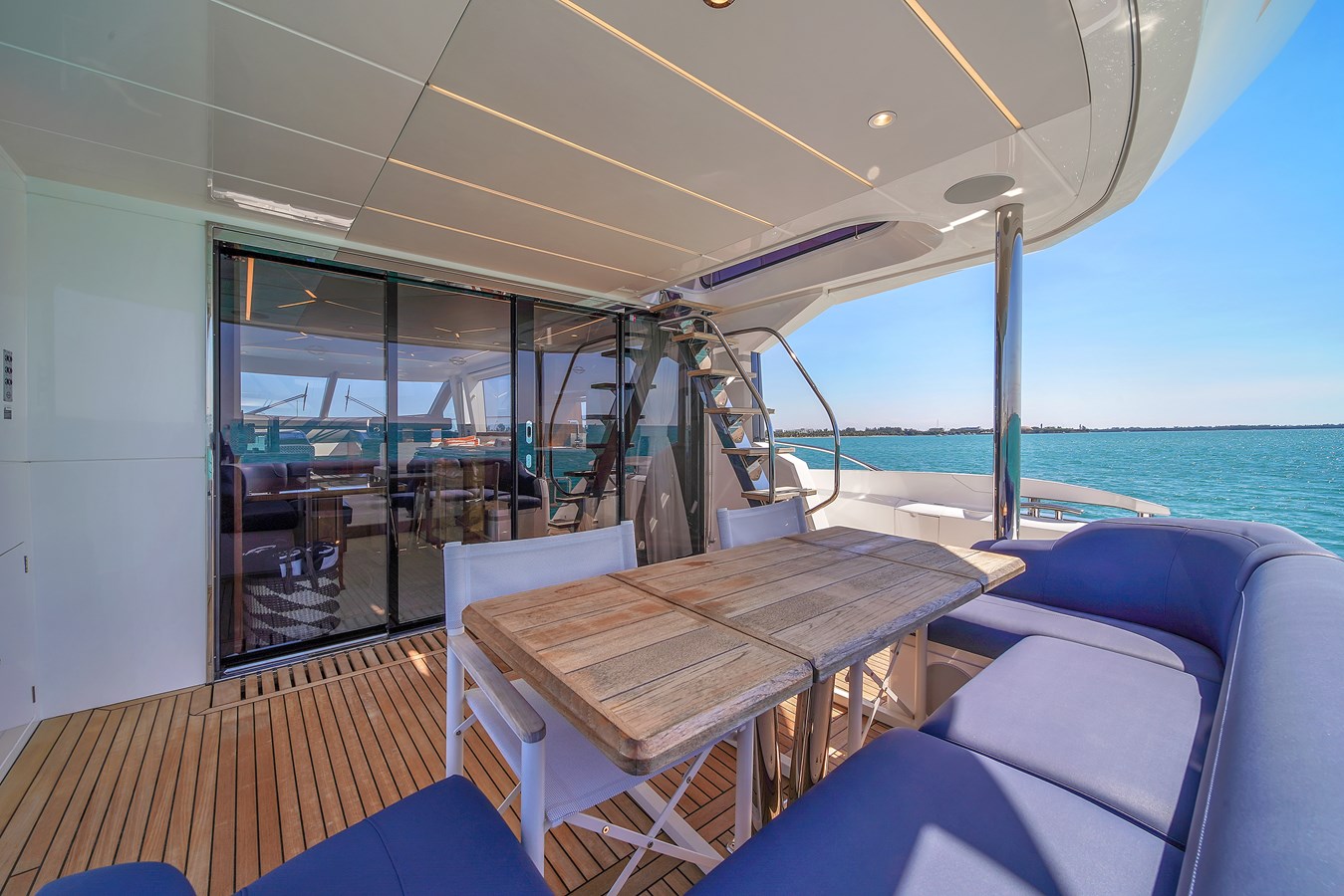 Sunseeker Motor Yacht 68  MANHATTAN For Sale