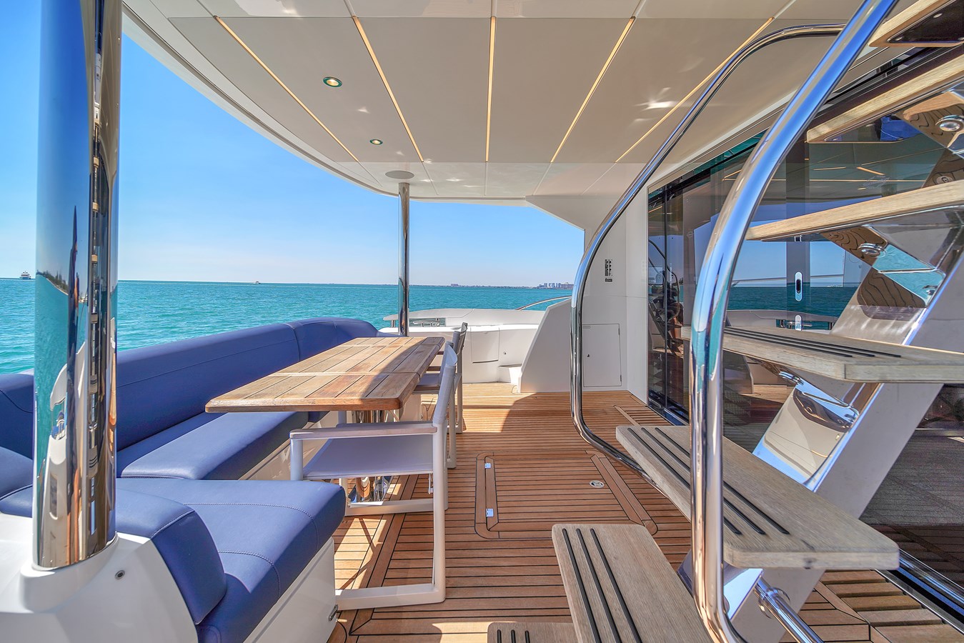 Sunseeker Motor Yacht 68  MANHATTAN For Sale