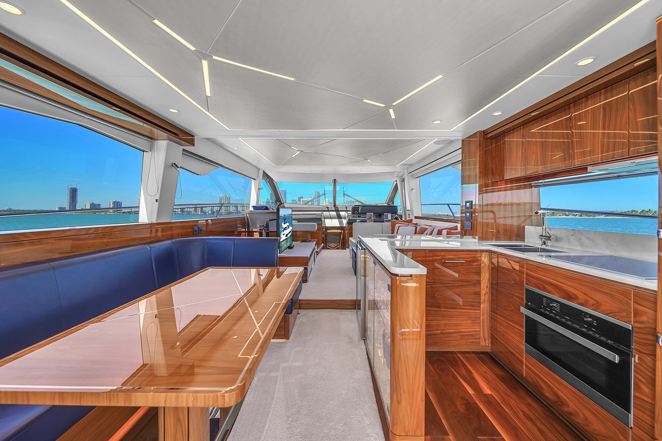 Sunseeker Motor Yacht 68  MANHATTAN For Sale