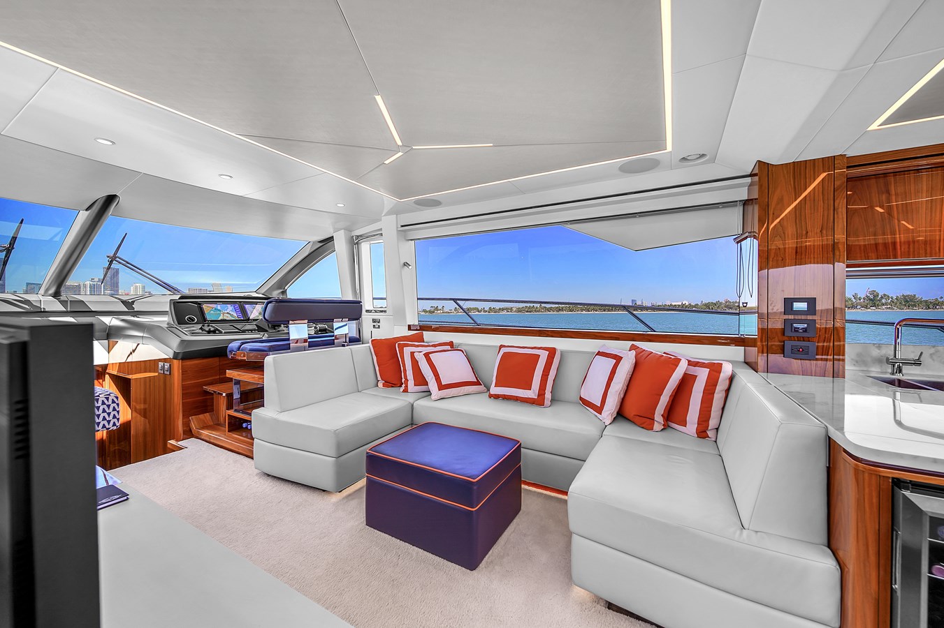 Sunseeker Motor Yacht 68  MANHATTAN For Sale