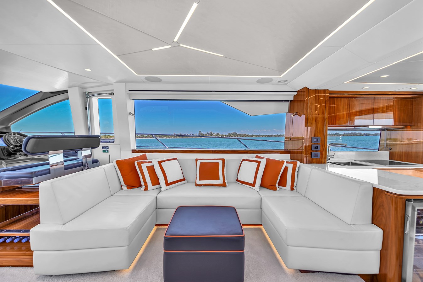 Sunseeker Motor Yacht 68  MANHATTAN For Sale