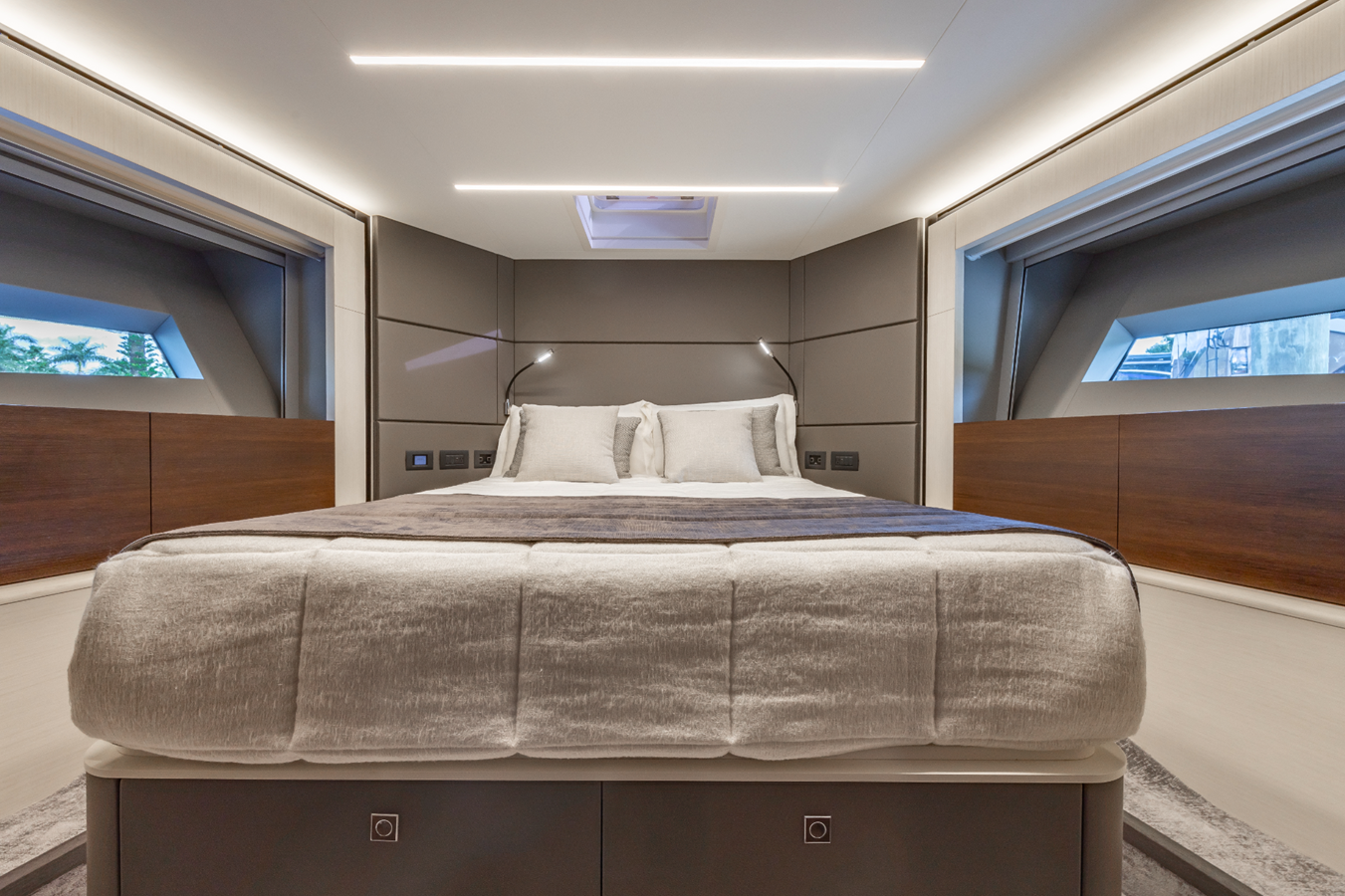Astilleros Astondoa Motor Yacht 2024 Astondoa 66 Flybridge For Sale