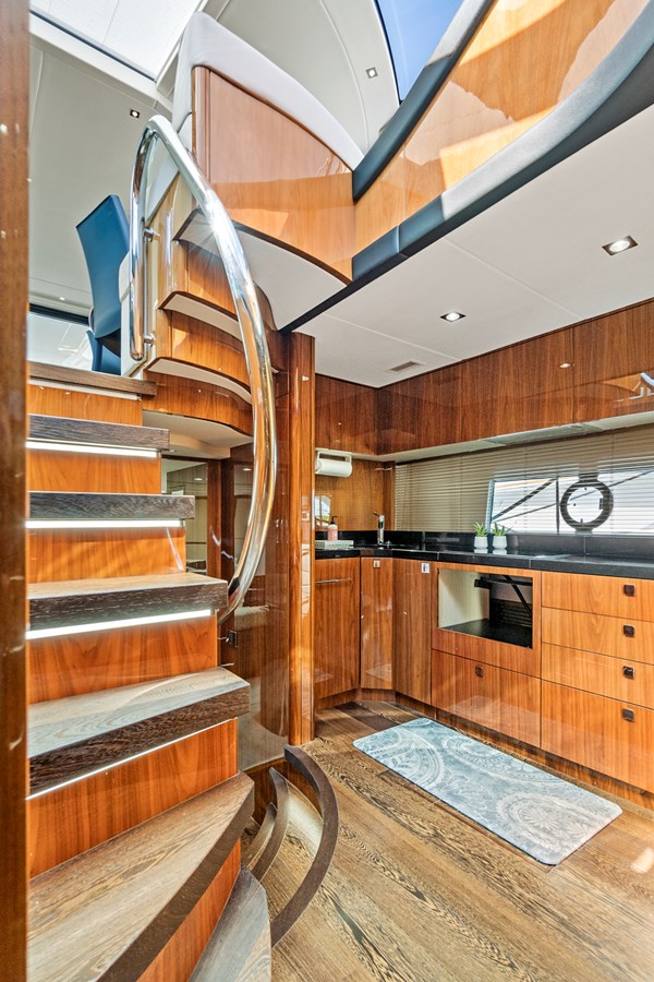Sunseeker Cruising Yacht Once Around For Sale