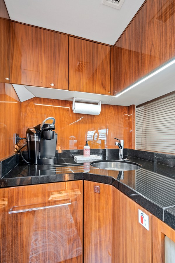 Sunseeker Cruising Yacht Once Around For Sale