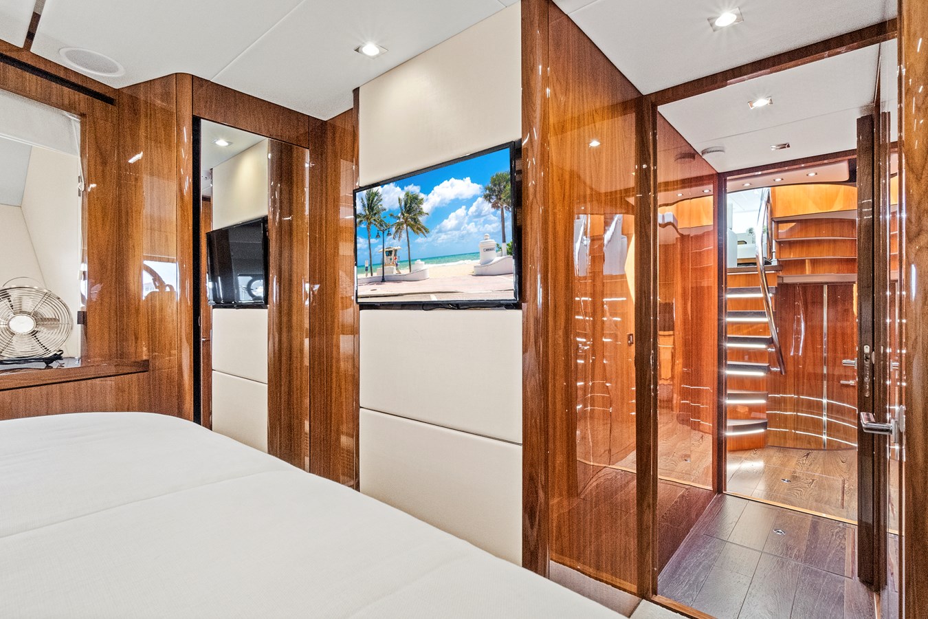 Sunseeker Cruising Yacht Once Around For Sale