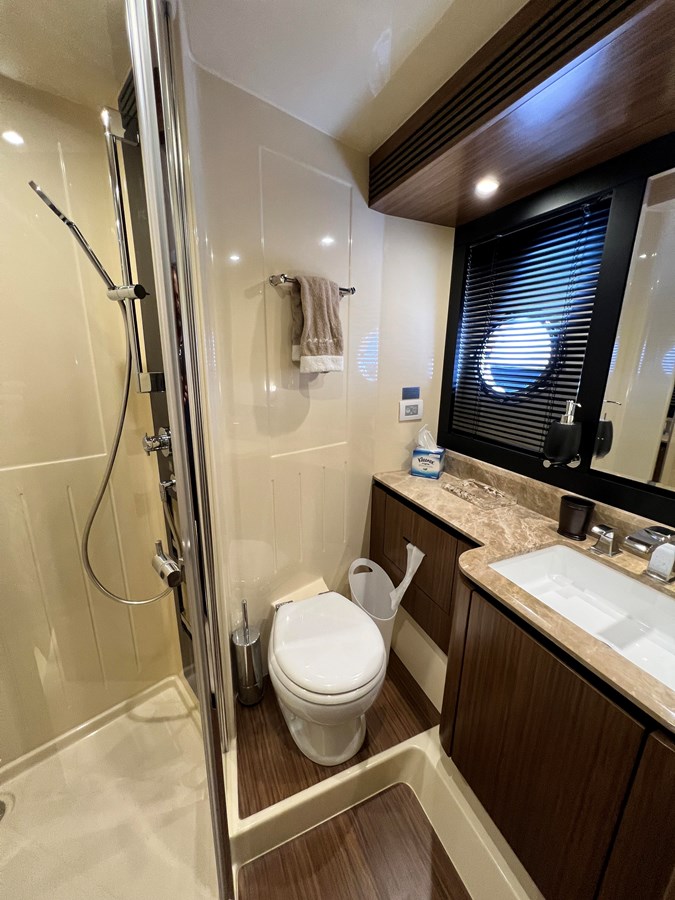 Azimut Yachts Motor Yacht Pura Vida For Sale