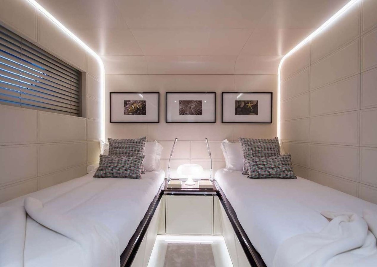 Dl Yachts - Dreamline Motor Yacht DREAMLINE 35 For Sale