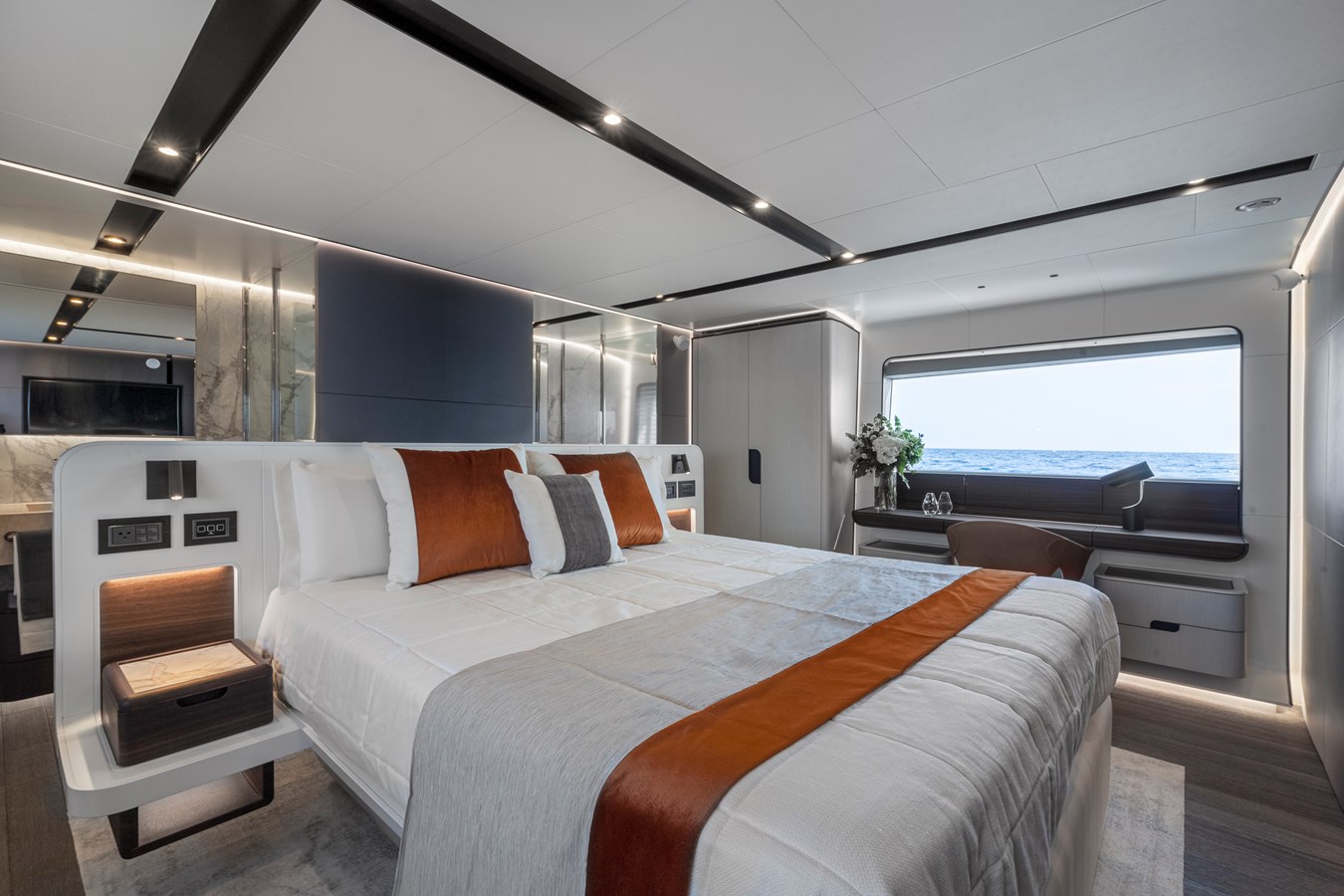 Astilleros Astondoa Motor Yacht ASTO82AS8724 For Sale