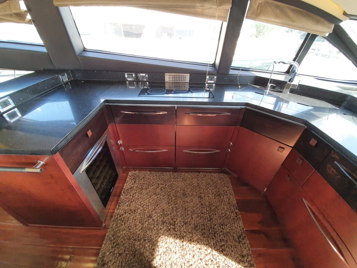 Sea Ray Motor Yacht Sea Ray L650 Fly For Sale