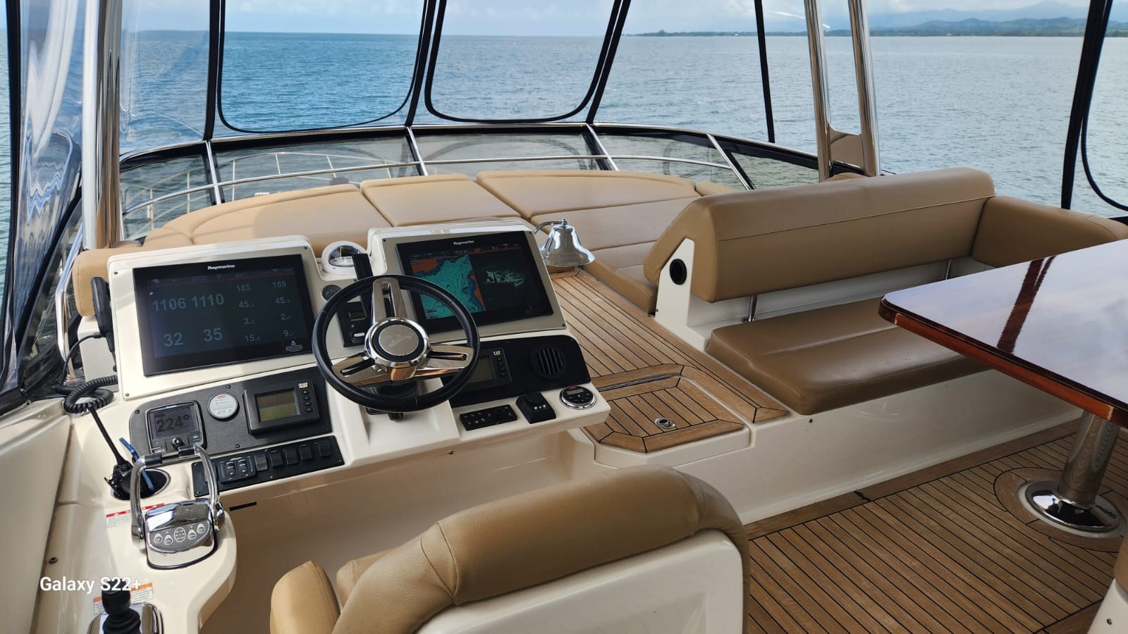 Sea Ray Motor Yacht Sea Ray L650 Fly For Sale