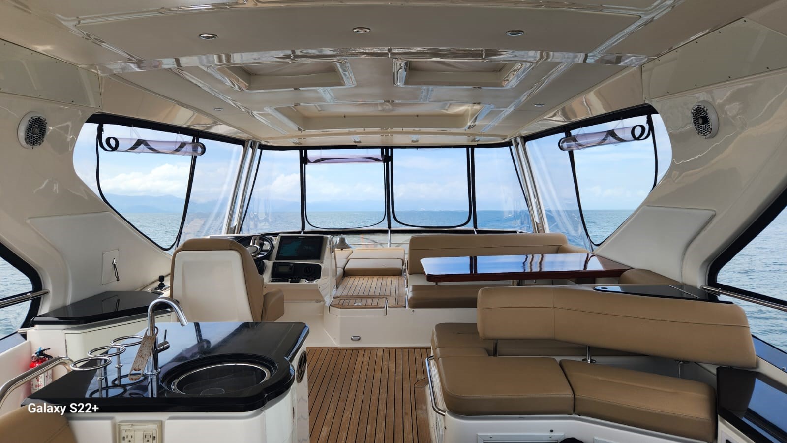Sea Ray Motor Yacht Sea Ray L650 Fly For Sale