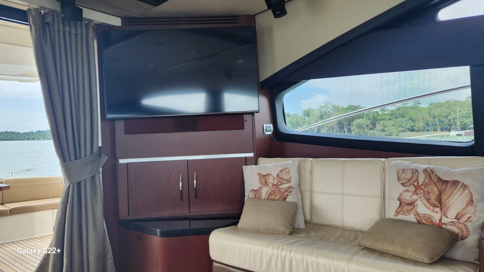 Sea Ray Motor Yacht Sea Ray L650 Fly For Sale