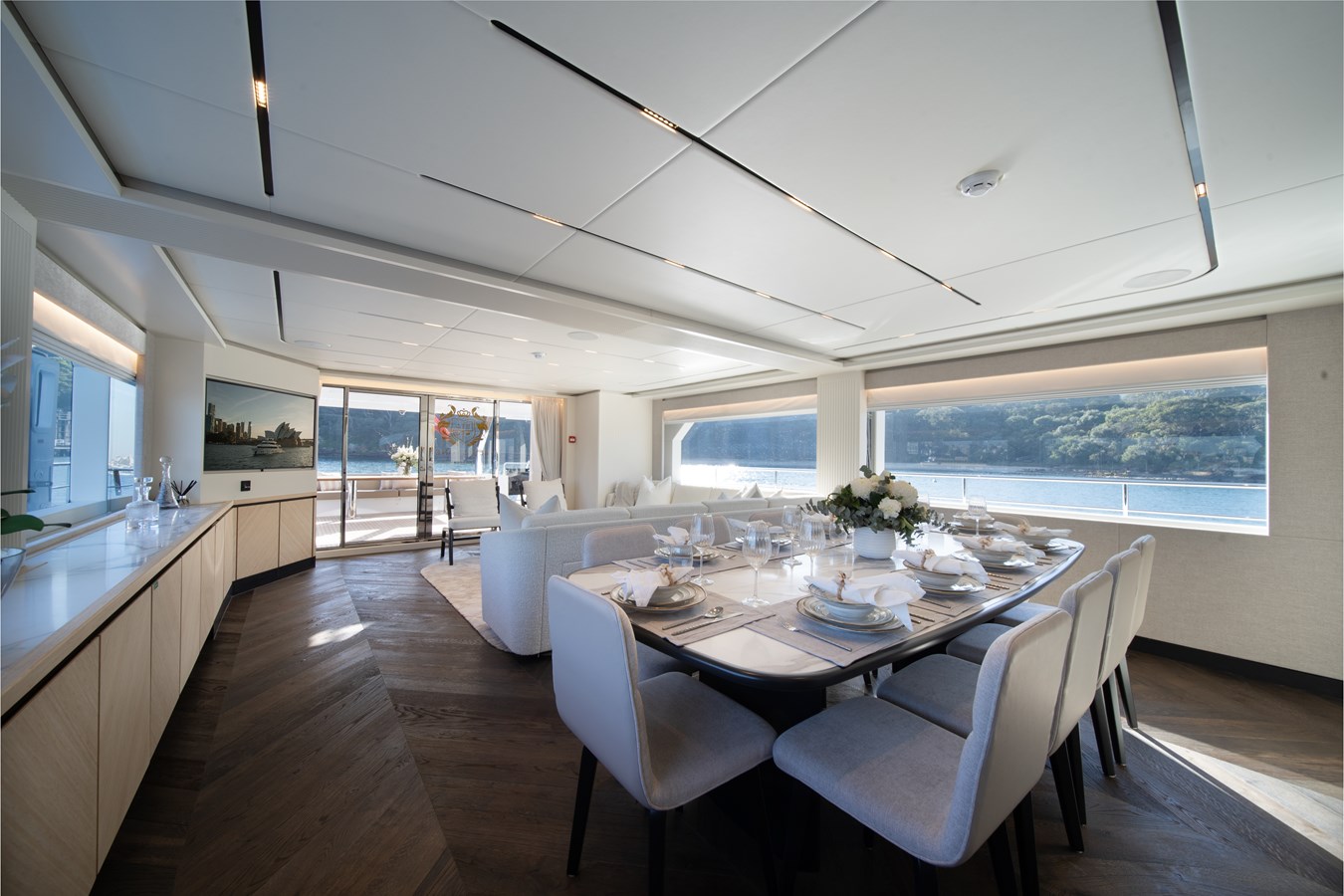 Majesty Motor Yacht BLUESTONE For Sale