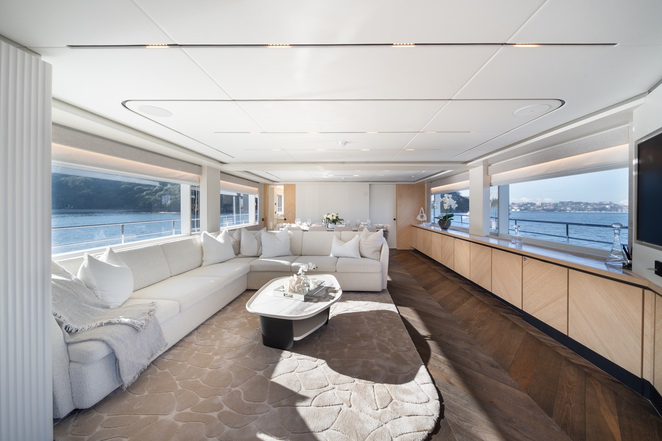 Majesty Motor Yacht BLUESTONE For Sale