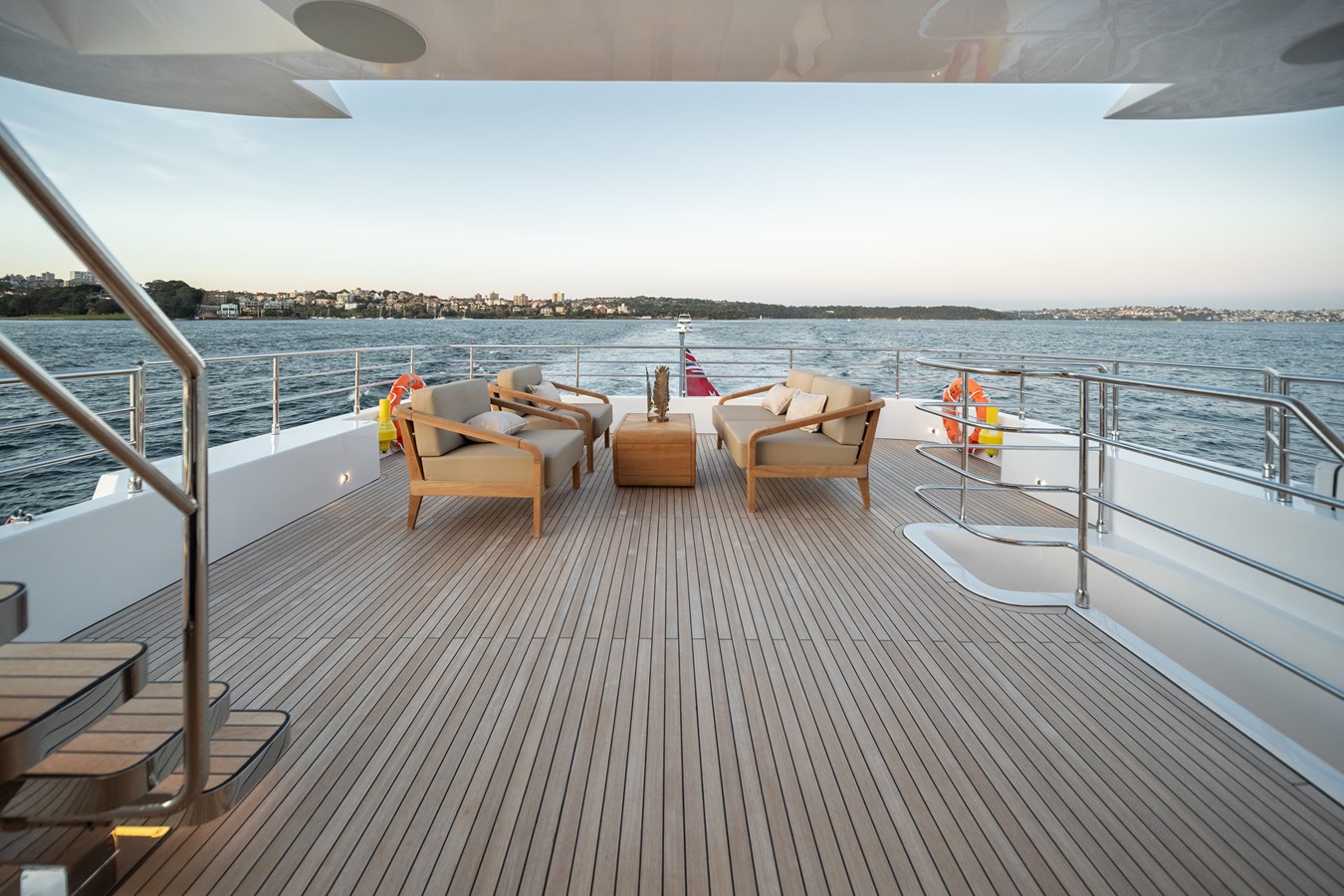 Majesty Motor Yacht BLUESTONE For Sale