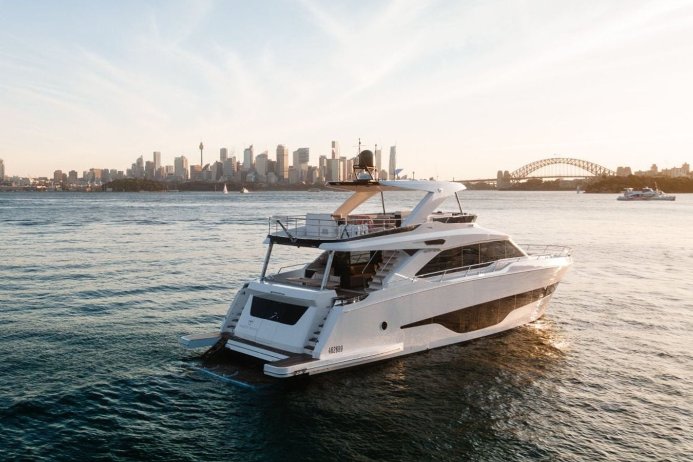 Majesty Motor Yacht TOPAZ For Sale