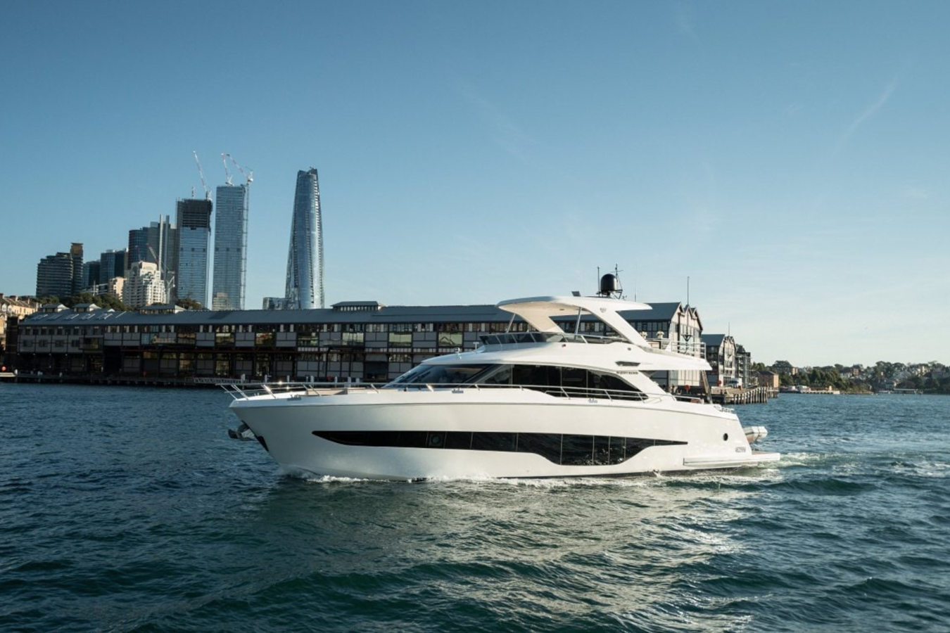 Majesty Motor Yacht TOPAZ For Sale