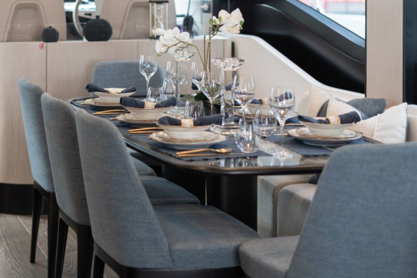 Majesty Motor Yacht TOPAZ For Sale