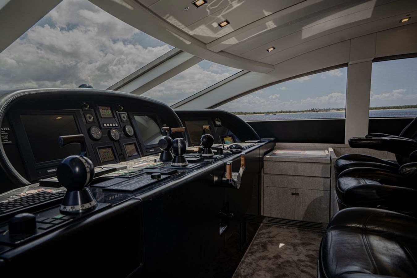 Arno Leopard Motor Yacht LEOPARD 31 OPEN  For Sale