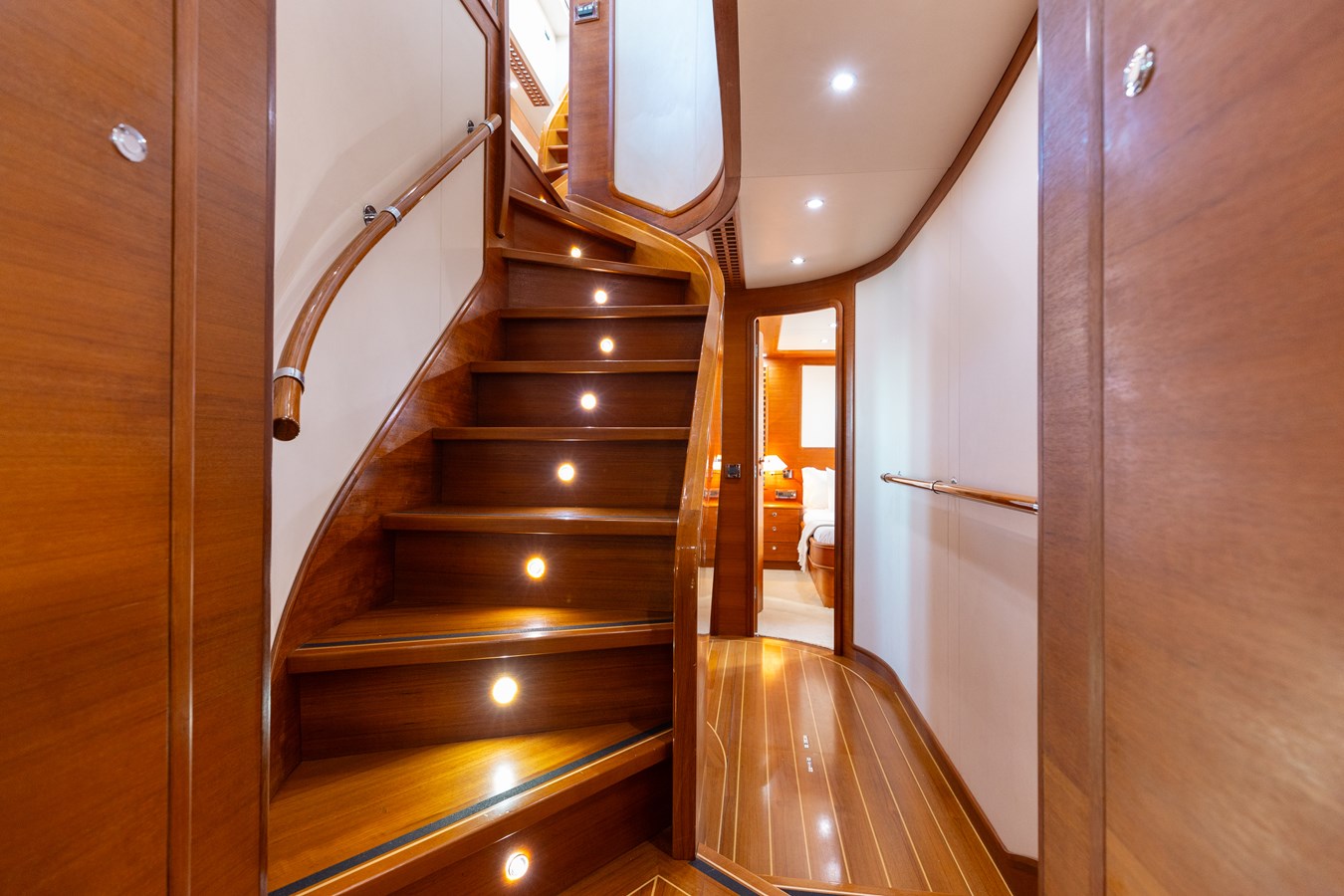 Couach Motor Yacht ECLIPSE For Sale