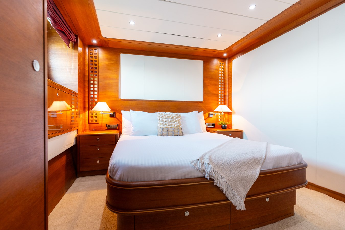 Couach Motor Yacht ECLIPSE For Sale
