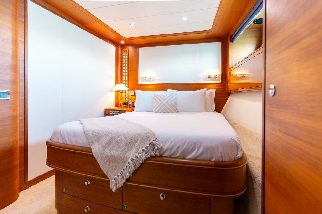 Couach Motor Yacht ECLIPSE For Sale