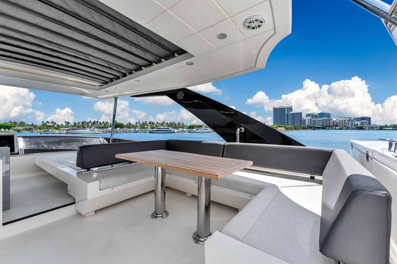 Astilleros Astondoa Motor Yacht GREYT ESCAPE For Sale