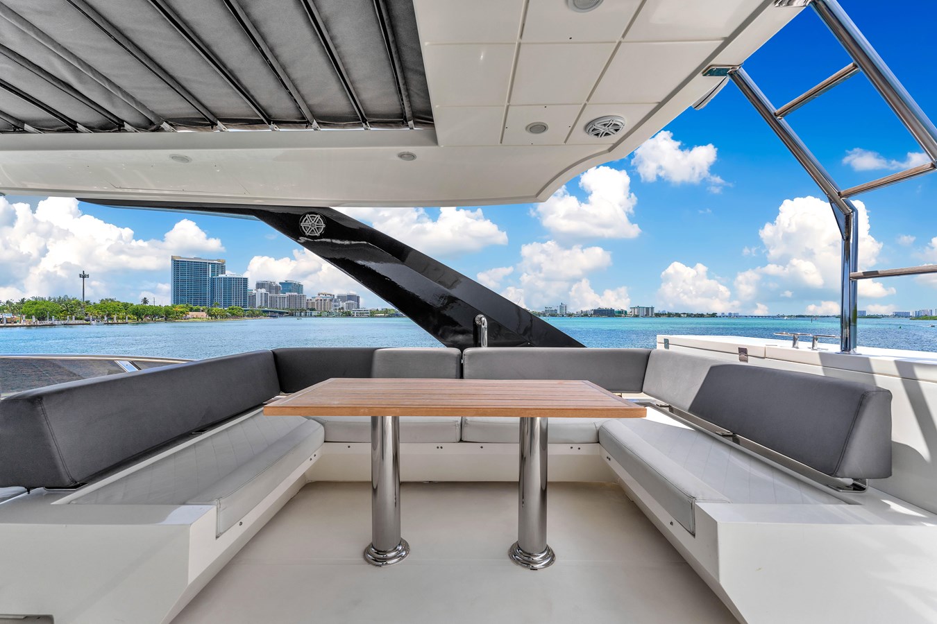 Astilleros Astondoa Motor Yacht GREYT ESCAPE For Sale