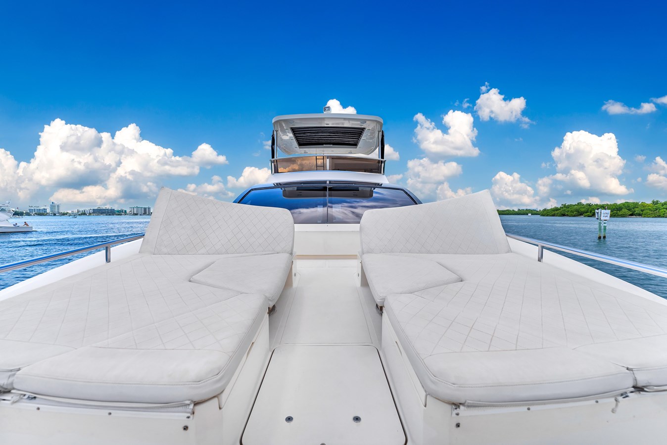 Astilleros Astondoa Motor Yacht GREYT ESCAPE For Sale