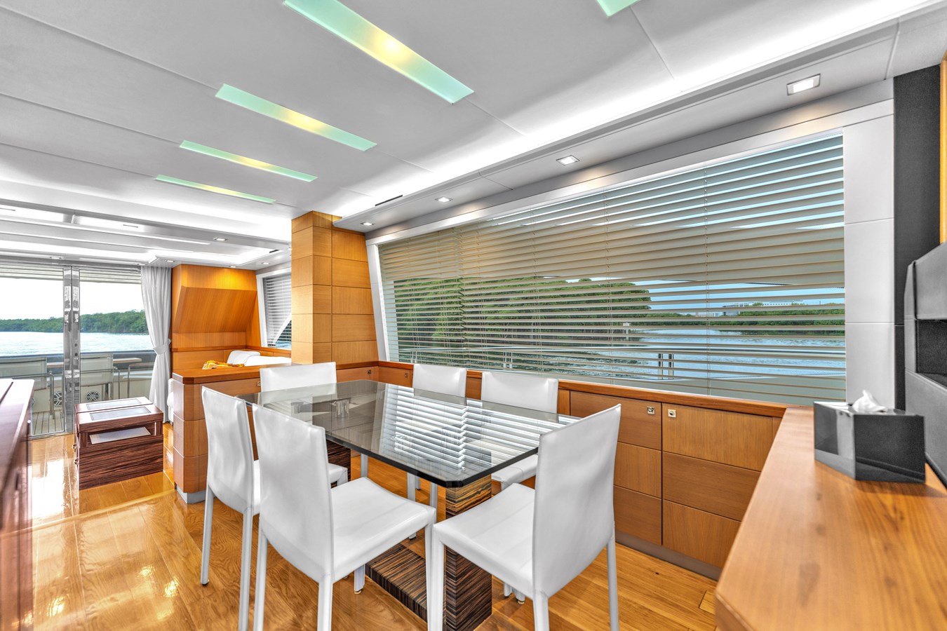 Astilleros Astondoa Motor Yacht GREYT ESCAPE For Sale