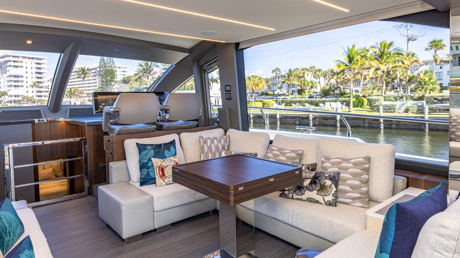 Astilleros Astondoa Motor Yacht ISLA BONITA For Sale