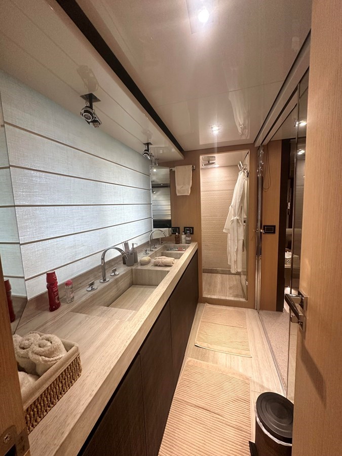 San Lorenzo Motor Yacht SANLORENZO For Sale