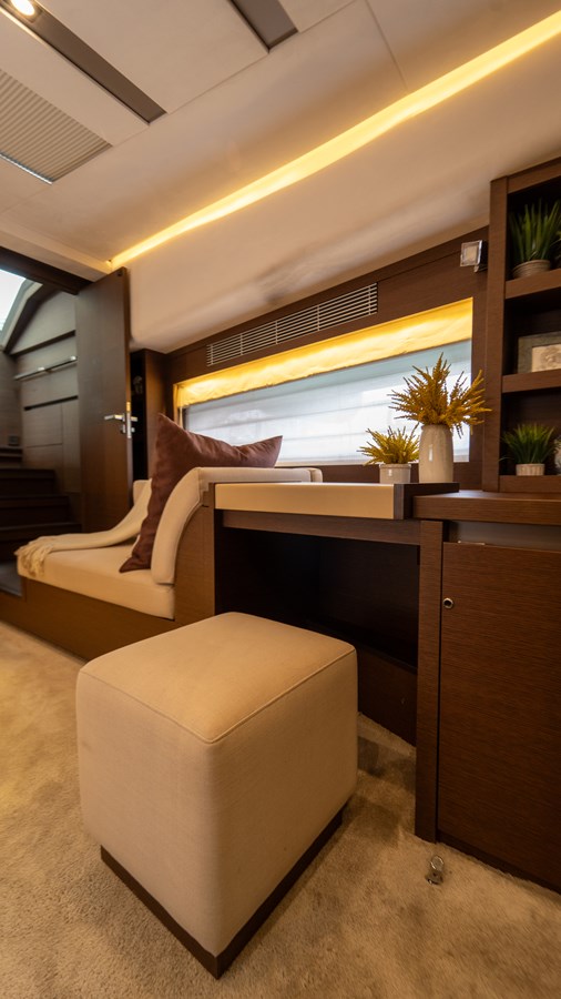 Prestige Yachts Motor Yacht Yachtooma For Sale