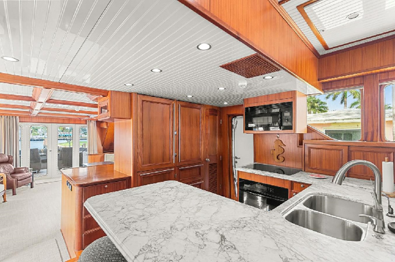 Paragon Motor Yachts Motor Yacht SEAS TO SEE For Sale