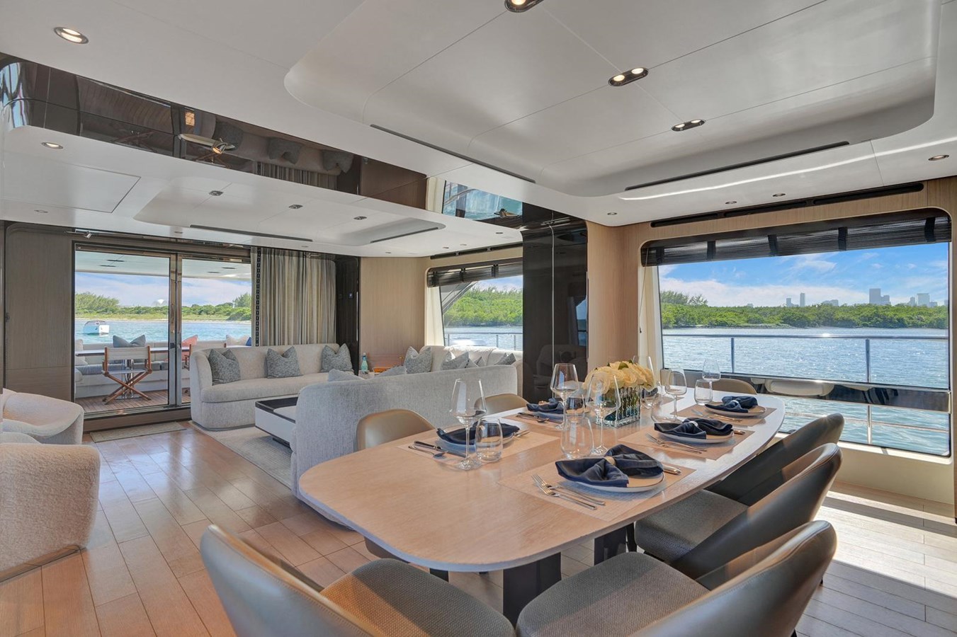 Azimut Yachts Motor Yacht Enchante For Sale