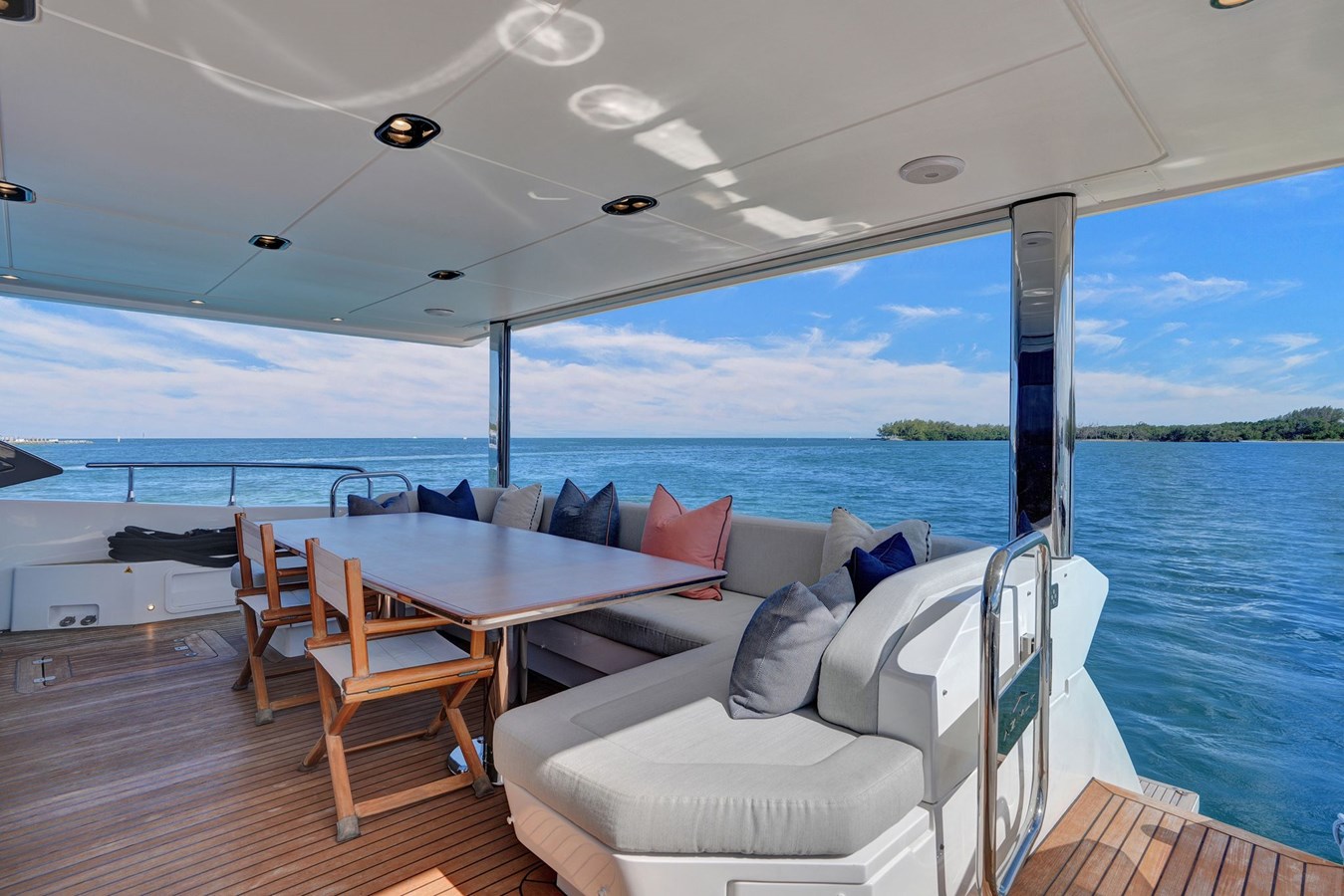 Azimut Yachts Motor Yacht Enchante For Sale