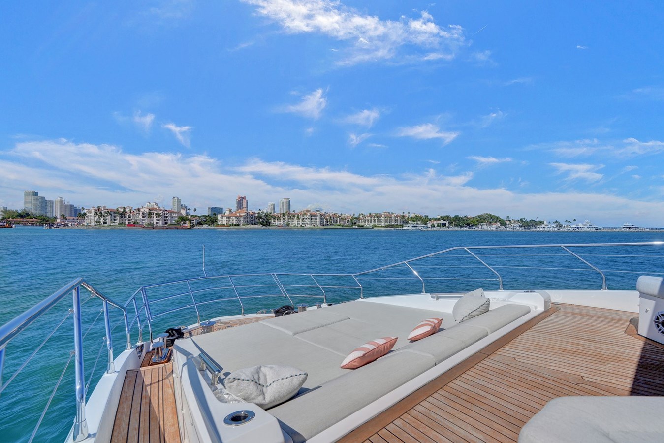 Azimut Yachts Motor Yacht Enchante For Sale