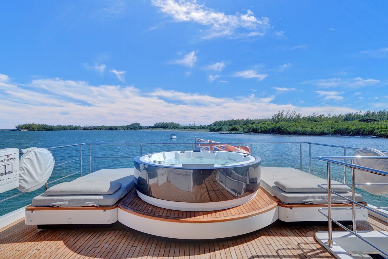 Azimut Yachts Motor Yacht Enchante For Sale