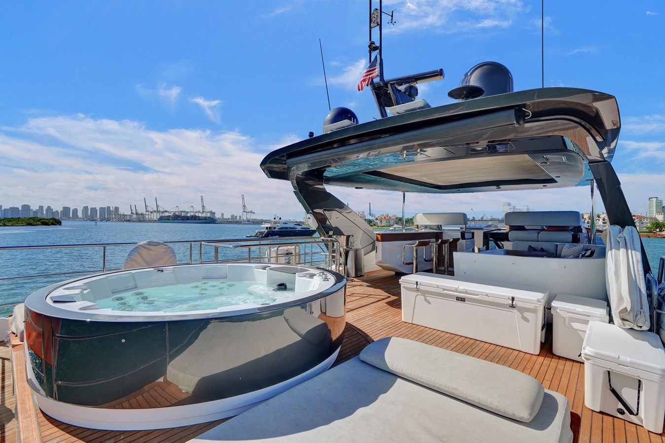 Azimut Yachts Motor Yacht Enchante For Sale