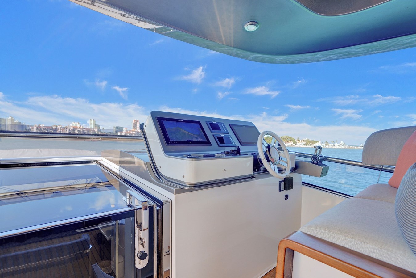 Azimut Yachts Motor Yacht Enchante For Sale
