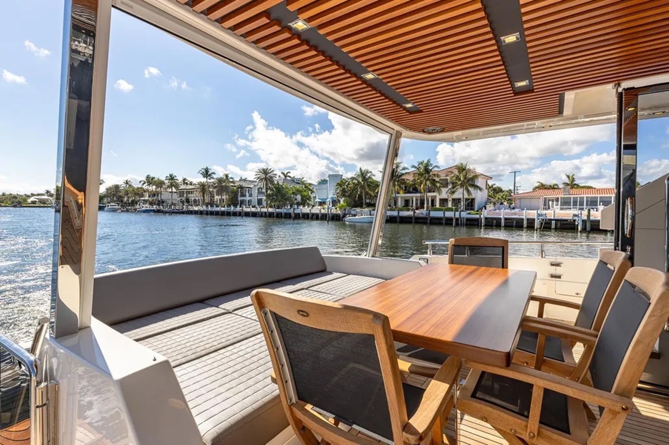 Astilleros Astondoa Motor Yacht - For Sale