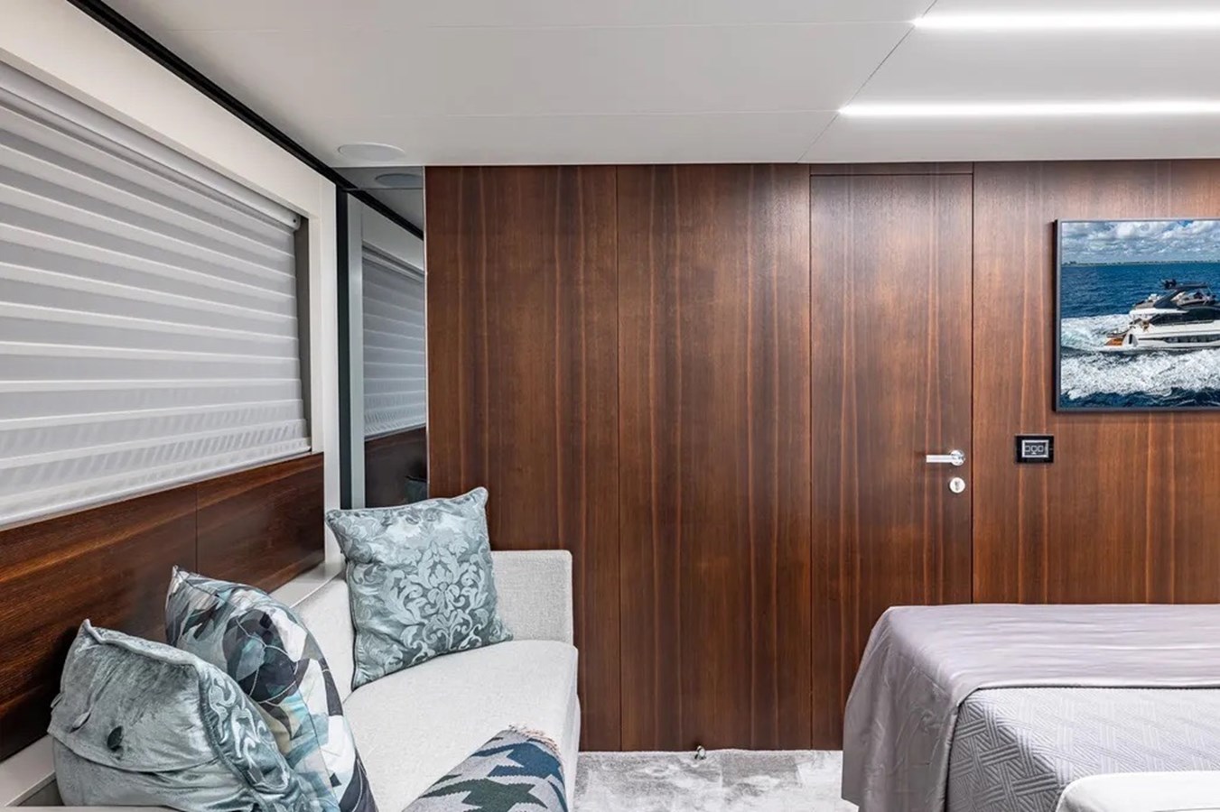 Astilleros Astondoa Motor Yacht - For Sale