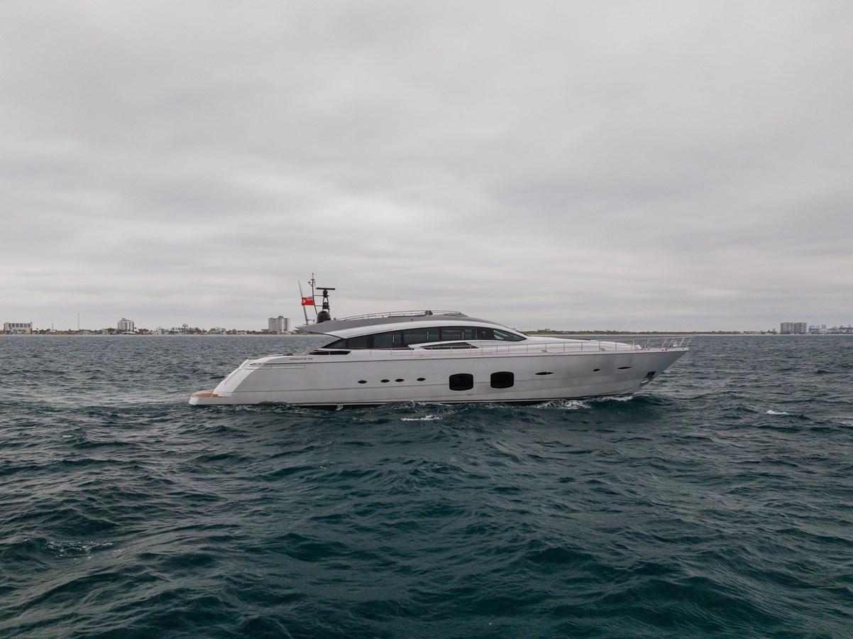 Pershing Cruising Yacht NAAV For Sale