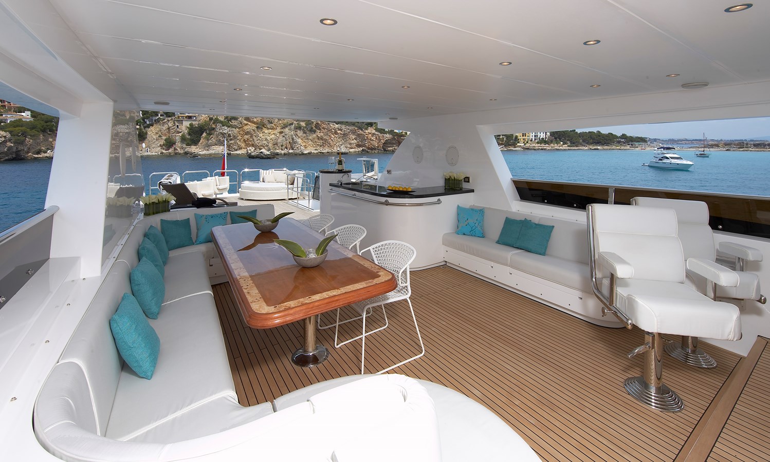 Johnson Motor Yacht JOHNSON 110 FLYBRIDGE  For Sale